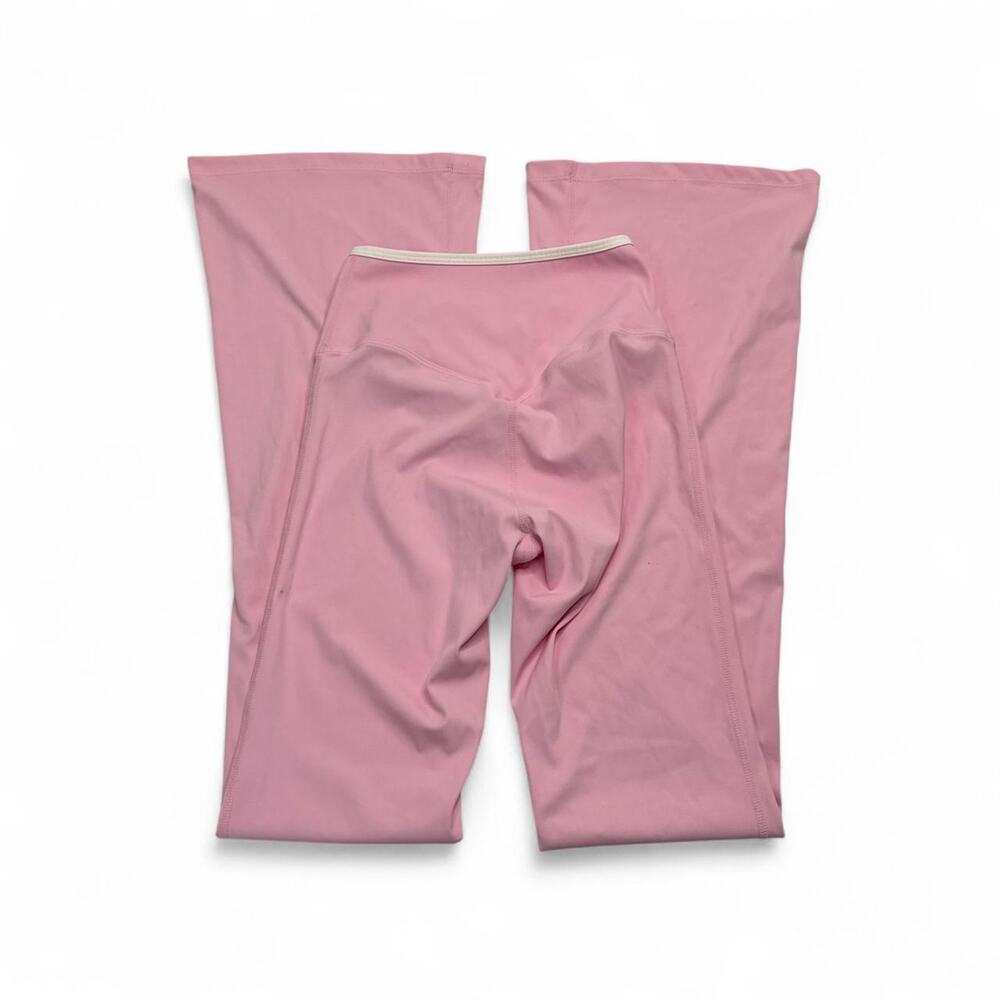 Alo Yoga pink flare leggings with white waistband size small gym low rise - Picture 3 of 8